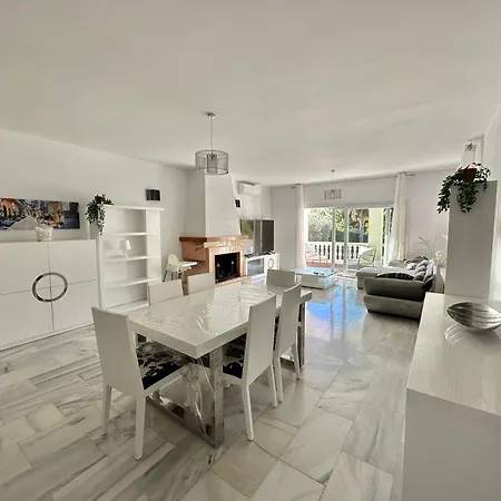 Dolce Vita Villa *